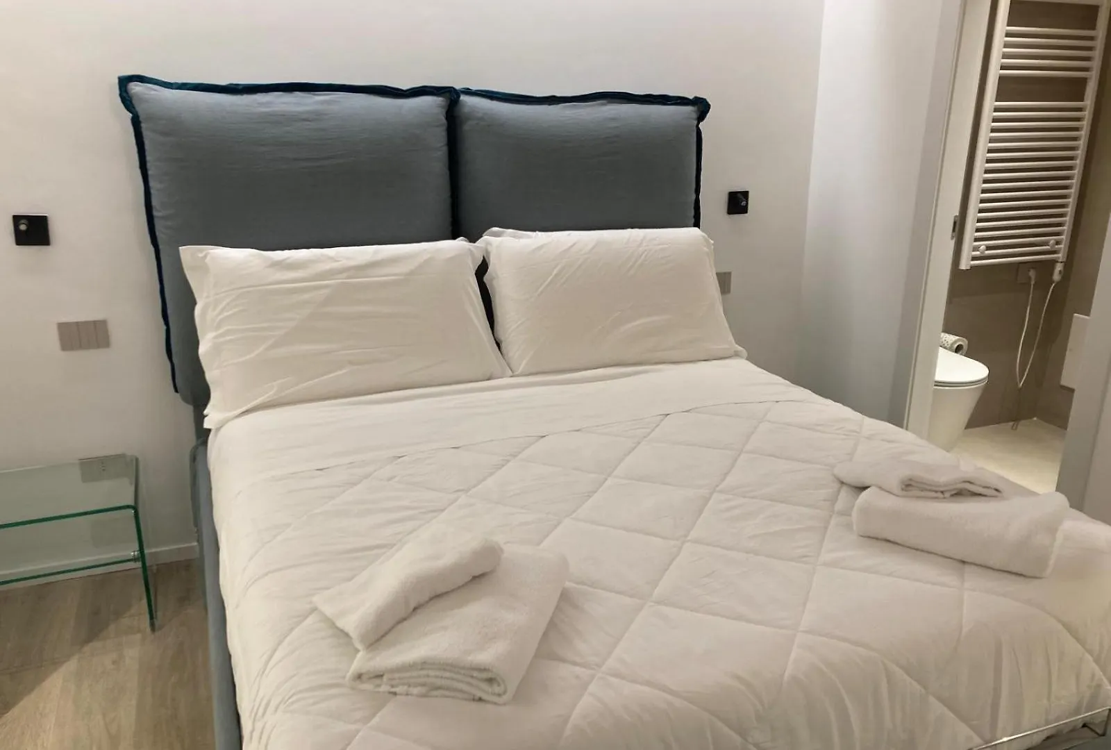 Apartamento Manzoni Bilocale Con Doppi Servizi Piano Terra Roma Italia